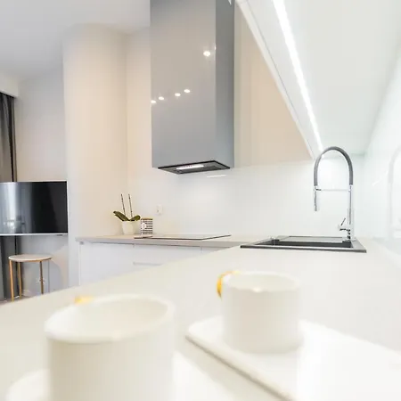 Hanza Tower De Lux *