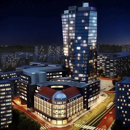 شقة Hanza Tower De Lux
