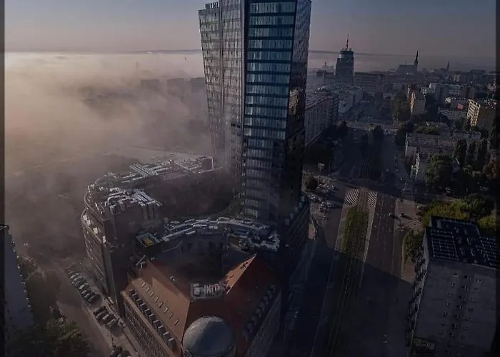 Hanza Tower De Lux Apartament *